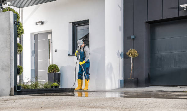 Best Driveway Pressure Washing  in North Industry, OH